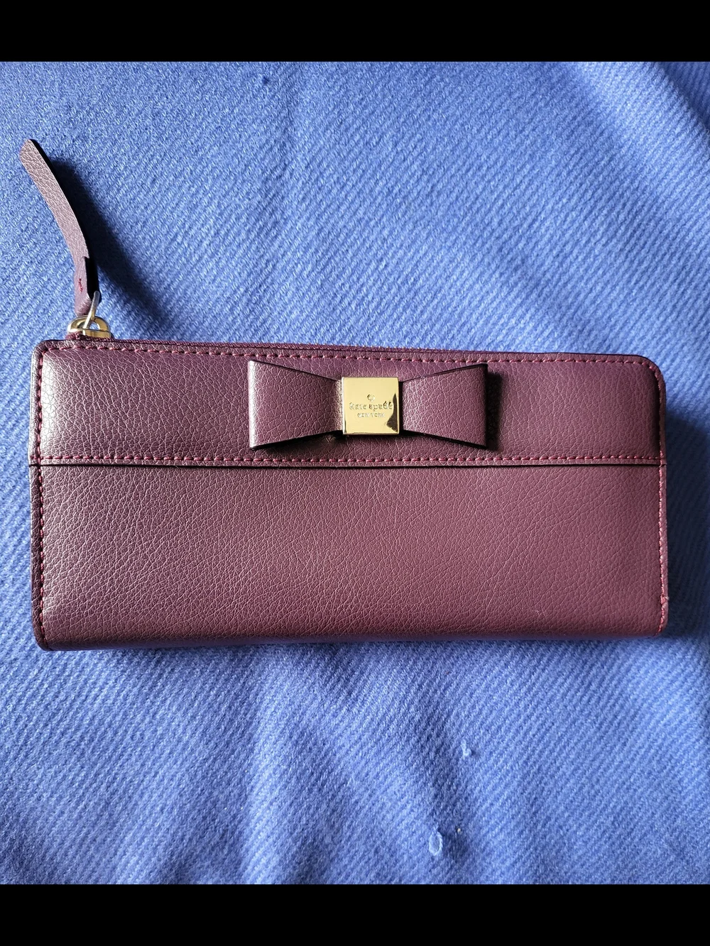 Kate Spade Burgundy Bow Zip Wallet